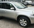 Сірий Ніссан ІксТрейл, об'ємом двигуна 2 л та пробігом 231 тис. км за 8200 $, фото 2 на Automoto.ua
