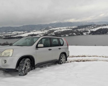 Серый Ниссан ИксТрейл, объемом двигателя 2 л и пробегом 247 тыс. км за 5911 $, фото 4 на Automoto.ua