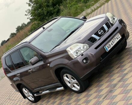 Серый Ниссан ИксТрейл, объемом двигателя 2 л и пробегом 272 тыс. км за 9000 $, фото 3 на Automoto.ua