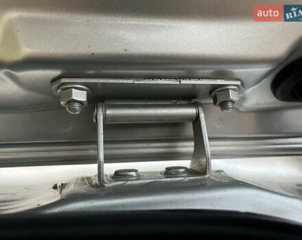 Серый Ниссан ИксТрейл, объемом двигателя 2.5 л и пробегом 155 тыс. км за 8750 $, фото 22 на Automoto.ua