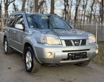 Серый Ниссан ИксТрейл, объемом двигателя 2.2 л и пробегом 297 тыс. км за 4950 $, фото 9 на Automoto.ua