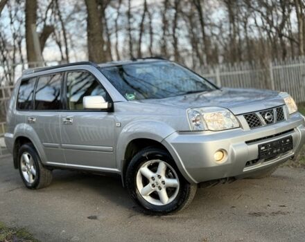 Серый Ниссан ИксТрейл, объемом двигателя 2.2 л и пробегом 297 тыс. км за 4950 $, фото 10 на Automoto.ua