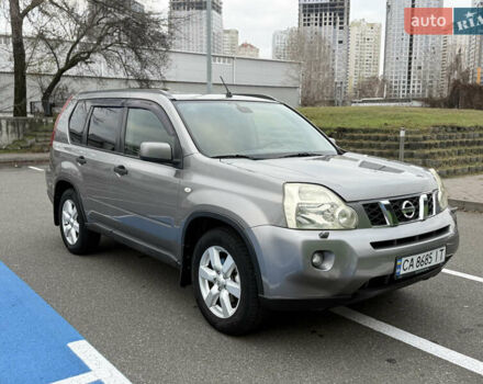 Серый Ниссан ИксТрейл, объемом двигателя 2 л и пробегом 235 тыс. км за 8300 $, фото 9 на Automoto.ua