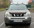 Сірий Ніссан ІксТрейл, об'ємом двигуна 2 л та пробігом 239 тис. км за 8200 $, фото 1 на Automoto.ua