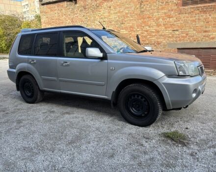 Сірий Ніссан ІксТрейл, об'ємом двигуна 2.2 л та пробігом 2 тис. км за 5000 $, фото 4 на Automoto.ua