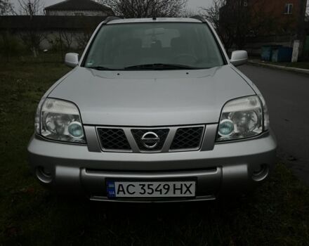 Серый Ниссан ИксТрейл, объемом двигателя 2.2 л и пробегом 267 тыс. км за 4400 $, фото 7 на Automoto.ua