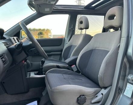 Серый Ниссан ИксТрейл, объемом двигателя 2.2 л и пробегом 147 тыс. км за 3000 $, фото 10 на Automoto.ua