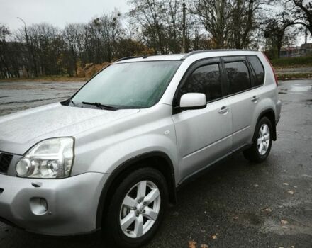 Сірий Ніссан ІксТрейл, об'ємом двигуна 2.5 л та пробігом 295 тис. км за 8200 $, фото 5 на Automoto.ua