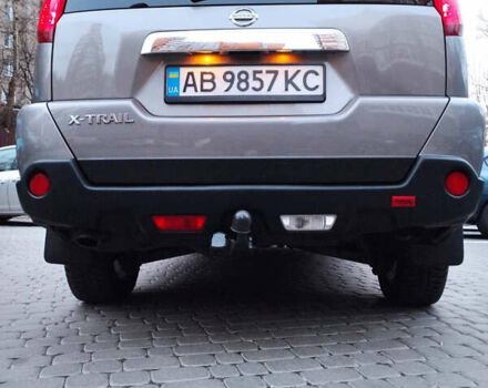 Серый Ниссан ИксТрейл, объемом двигателя 2 л и пробегом 220 тыс. км за 9700 $, фото 6 на Automoto.ua