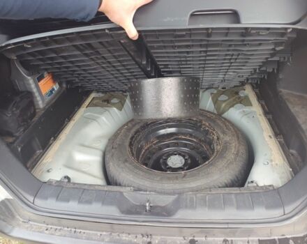 Сірий Ніссан ІксТрейл, об'ємом двигуна 2 л та пробігом 258 тис. км за 5400 $, фото 7 на Automoto.ua