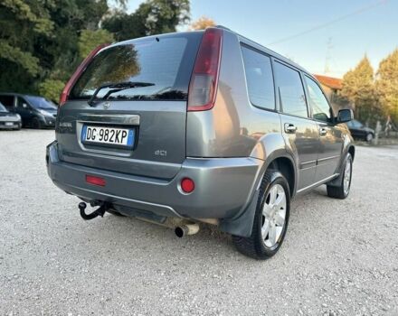 Серый Ниссан ИксТрейл, объемом двигателя 2.2 л и пробегом 147 тыс. км за 3000 $, фото 7 на Automoto.ua