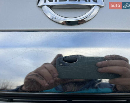 Серый Ниссан ИксТрейл, объемом двигателя 2.49 л и пробегом 155 тыс. км за 8499 $, фото 4 на Automoto.ua
