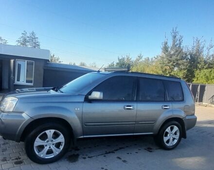 Серый Ниссан ИксТрейл, объемом двигателя 2.2 л и пробегом 320 тыс. км за 7800 $, фото 3 на Automoto.ua