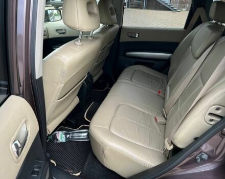 Серый Ниссан ИксТрейл, объемом двигателя 2 л и пробегом 272 тыс. км за 9000 $, фото 6 на Automoto.ua