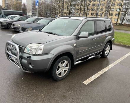 Серый Ниссан ИксТрейл, объемом двигателя 2.2 л и пробегом 229 тыс. км за 4650 $, фото 1 на Automoto.ua