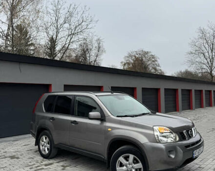 Серый Ниссан ИксТрейл, объемом двигателя 2 л и пробегом 326 тыс. км за 8650 $, фото 9 на Automoto.ua