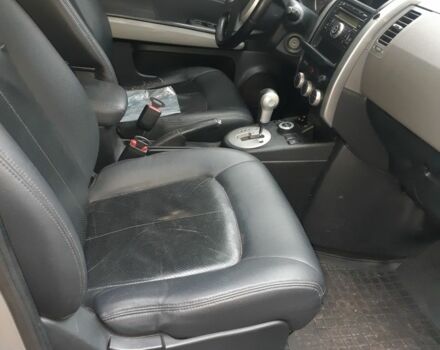 Серый Ниссан ИксТрейл, объемом двигателя 2.5 л и пробегом 261 тыс. км за 7500 $, фото 8 на Automoto.ua