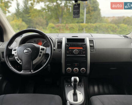Серый Ниссан ИксТрейл, объемом двигателя 2 л и пробегом 240 тыс. км за 7600 $, фото 37 на Automoto.ua