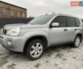 Серый Ниссан ИксТрейл, объемом двигателя 2 л и пробегом 235 тыс. км за 9500 $, фото 3 на Automoto.ua