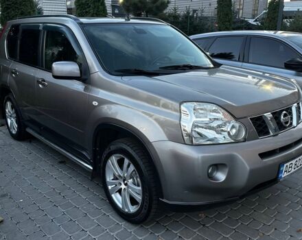 Сірий Ніссан ІксТрейл, об'ємом двигуна 2 л та пробігом 262 тис. км за 7999 $, фото 9 на Automoto.ua