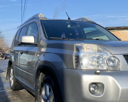 Серый Ниссан ИксТрейл, объемом двигателя 2.49 л и пробегом 220 тыс. км за 8500 $, фото 27 на Automoto.ua