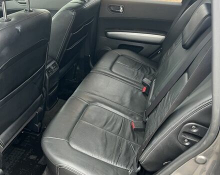 Сірий Ніссан ІксТрейл, об'ємом двигуна 2 л та пробігом 209 тис. км за 5200 $, фото 5 на Automoto.ua