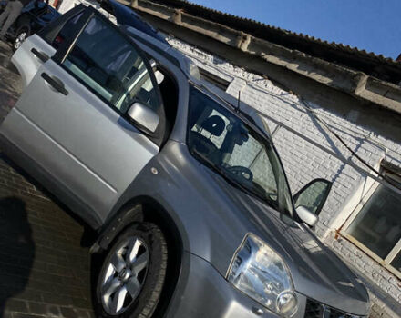 Серый Ниссан ИксТрейл, объемом двигателя 2.49 л и пробегом 220 тыс. км за 8500 $, фото 34 на Automoto.ua