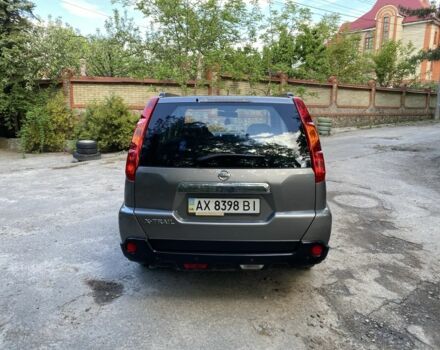 Серый Ниссан ИксТрейл, объемом двигателя 2 л и пробегом 218 тыс. км за 7350 $, фото 5 на Automoto.ua