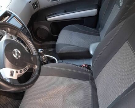 Серый Ниссан ИксТрейл, объемом двигателя 2 л и пробегом 195 тыс. км за 8300 $, фото 5 на Automoto.ua