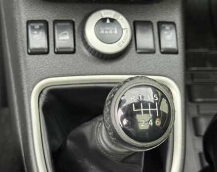 Сірий Ніссан ІксТрейл, об'ємом двигуна 2 л та пробігом 228 тис. км за 10250 $, фото 17 на Automoto.ua