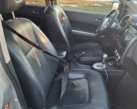 Сірий Ніссан ІксТрейл, об'ємом двигуна 2 л та пробігом 280 тис. км за 8000 $, фото 5 на Automoto.ua