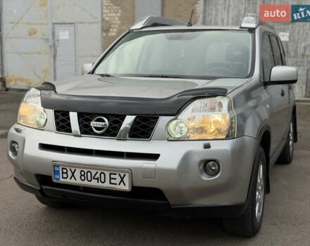 Серый Ниссан ИксТрейл, объемом двигателя 2 л и пробегом 240 тыс. км за 7600 $, фото 18 на Automoto.ua