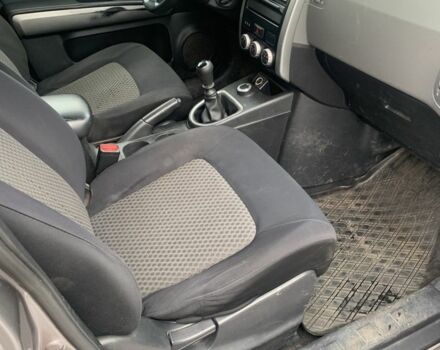 Серый Ниссан ИксТрейл, объемом двигателя 0 л и пробегом 350 тыс. км за 4600 $, фото 15 на Automoto.ua