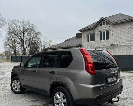 Серый Ниссан ИксТрейл, объемом двигателя 2 л и пробегом 326 тыс. км за 8650 $, фото 8 на Automoto.ua