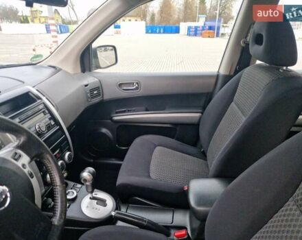 Сірий Ніссан ІксТрейл, об'ємом двигуна 2 л та пробігом 212 тис. км за 9900 $, фото 17 на Automoto.ua