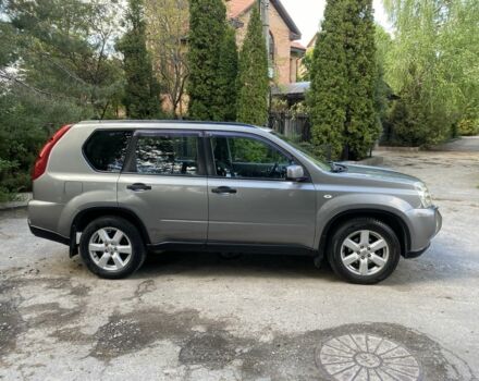 Серый Ниссан ИксТрейл, объемом двигателя 2 л и пробегом 218 тыс. км за 7350 $, фото 9 на Automoto.ua