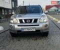 Сірий Ніссан ІксТрейл, об'ємом двигуна 2.5 л та пробігом 132 тис. км за 8900 $, фото 1 на Automoto.ua