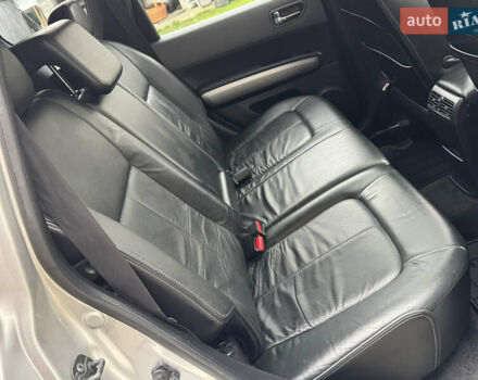Сірий Ніссан ІксТрейл, об'ємом двигуна 2 л та пробігом 228 тис. км за 10250 $, фото 26 на Automoto.ua