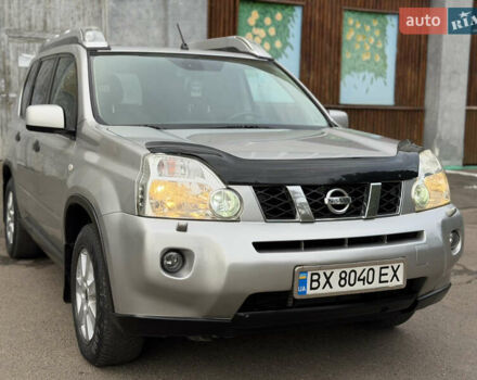 Серый Ниссан ИксТрейл, объемом двигателя 2 л и пробегом 240 тыс. км за 7600 $, фото 15 на Automoto.ua