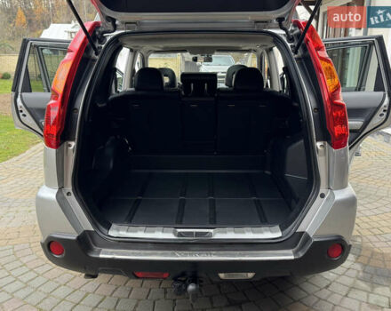 Сірий Ніссан ІксТрейл, об'ємом двигуна 2 л та пробігом 228 тис. км за 10250 $, фото 29 на Automoto.ua