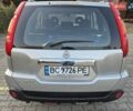 Серый Ниссан ИксТрейл, объемом двигателя 2 л и пробегом 172 тыс. км за 8500 $, фото 5 на Automoto.ua