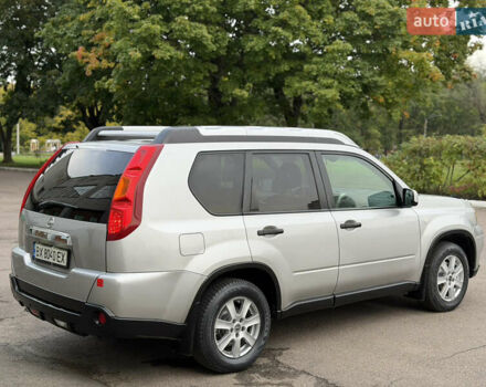 Серый Ниссан ИксТрейл, объемом двигателя 2 л и пробегом 240 тыс. км за 7600 $, фото 14 на Automoto.ua