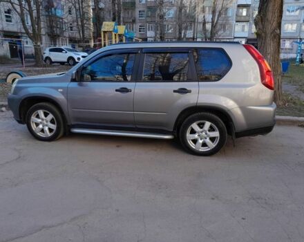 Серый Ниссан ИксТрейл, объемом двигателя 2 л и пробегом 195 тыс. км за 8300 $, фото 1 на Automoto.ua