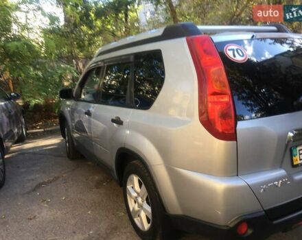 Сірий Ніссан ІксТрейл, об'ємом двигуна 2.49 л та пробігом 170 тис. км за 10500 $, фото 1 на Automoto.ua