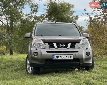 Сірий Ніссан ІксТрейл, об'ємом двигуна 2 л та пробігом 238 тис. км за 9400 $, фото 17 на Automoto.ua