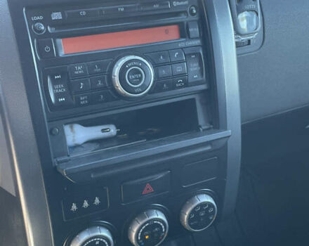 Серый Ниссан ИксТрейл, объемом двигателя 2 л и пробегом 340 тыс. км за 9500 $, фото 10 на Automoto.ua