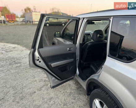 Серый Ниссан ИксТрейл, объемом двигателя 2.49 л и пробегом 260 тыс. км за 8499 $, фото 19 на Automoto.ua