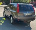 Сірий Ніссан ІксТрейл, об'ємом двигуна 2 л та пробігом 208 тис. км за 8850 $, фото 2 на Automoto.ua