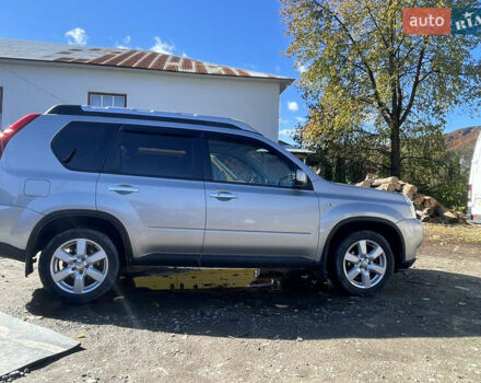 Серый Ниссан ИксТрейл, объемом двигателя 2 л и пробегом 340 тыс. км за 9500 $, фото 1 на Automoto.ua