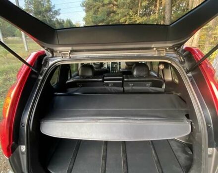 Серый Ниссан ИксТрейл, объемом двигателя 2 л и пробегом 272 тыс. км за 10000 $, фото 27 на Automoto.ua